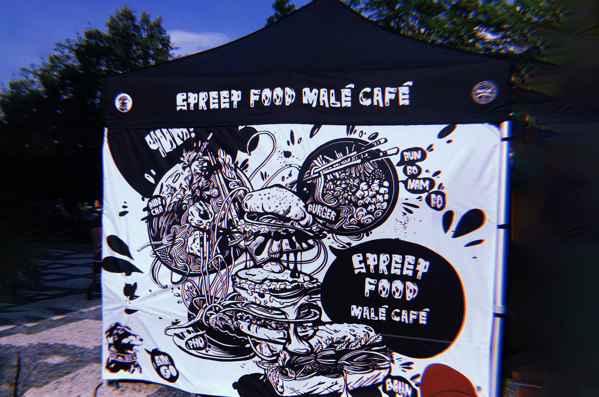 Kate Fuks – malba na zeď / Street Food Malé Café